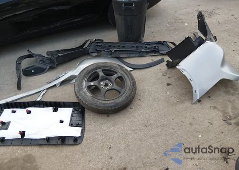 2020 Toyota Highlander Xle из США, поврежденный, VIN 5TDGZRAHXLS026328